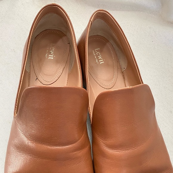 Lewit Minimalist Leather Loafers in Brown - Picture 7 of 9